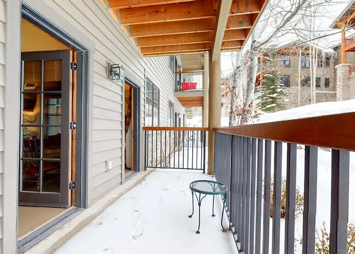 535 Snow King Loop